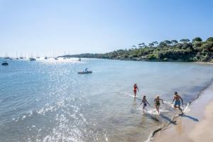 Campings Camping Les Palmiers : photos des chambres