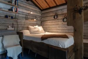 Wood stove | Cross-country & Snowmobile trails