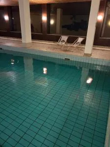 Schwarzwaldmädel - 弗罗伊登施塔特