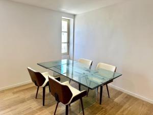 LEscale Tropézienne rue des Commerçants 3e