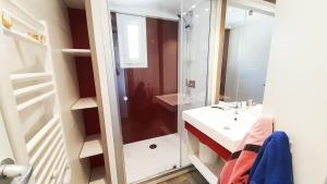 Campings Camping La Pinatelle : photos des chambres
