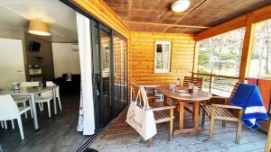 Campings Camping La Pinatelle : photos des chambres