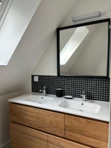 B&B / Chambres d'hotes Chateau de St MACLOU : photos des chambres