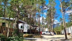 Campings Camping La Pinatelle : photos des chambres