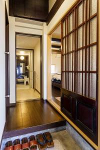 Higashiyama JIN 東山仁