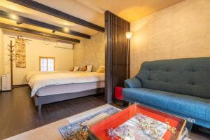 Higashiyama JIN 東山仁