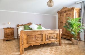 Stadtbauernhof Salzburg - Ferienwohnung - Gut Unterleithen - farm & the city