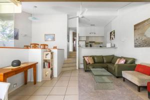 Hyams Beach Haven, Hyams Beach