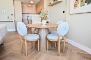 Casa Bouclé An Urban sanctuary in DIFC 1BR