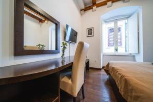 Studio room in Celenga Apartments with Free Parking