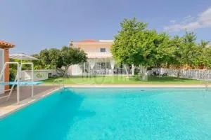 Tropical Oasis Villa Playa Paraiso - Playa Paraiso