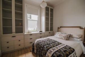 Merchant on Malop - Luxe City Escape