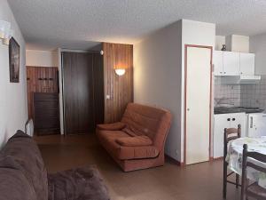 Studio central 4 pers, proche télécabines, cellier à skis - FR-1-812-16