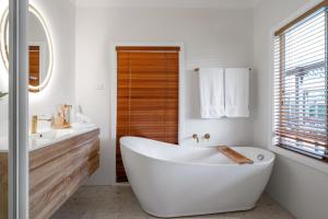 Yasar farm stay Marshall view