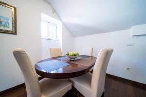 Two-Bedroom Apartment room in Celenga Apartments with Free Parking