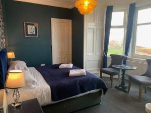 Double or Twin Room with Sea View room in Bayswell Park Hotel