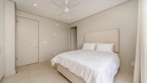 21 Husk, Zululami Estate