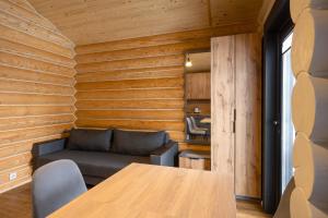 Готельний комплекс Парламент, Яблуниця