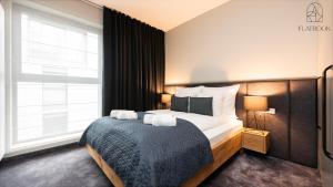 Flatbook Apartments Granaria Prestige Riverside & Parking