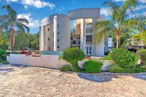 One bed unit nestled in the prime of Sandton - 2139