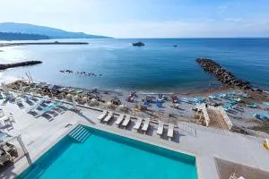 Alimuri Bay Resort - 维克艾库塞