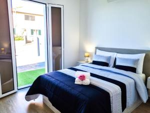 Casa Caromba, Sunset