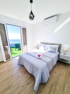 Casa Caromba, Sunset