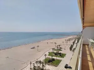 Apartamento frente a la playa - 库列拉