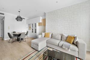 Spacious 1 BHK in Marina Heights