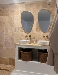 À 4 minutes de la plage, avec Jacuzzi et Sauna