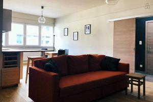 Fully equipped two bedroom apartment Schuman area
