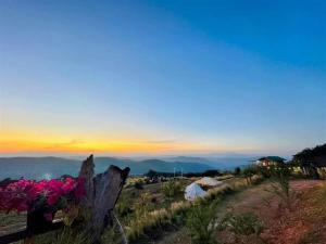 มองดูเลย โฮมสเตย์ ไฮตาก