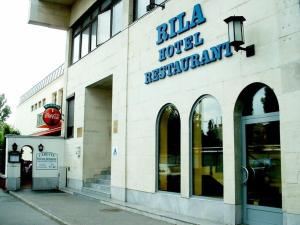 Hotel Rila hotel, 
Budapest, Hungary.
The photo picture quality can be
variable. We apologize if the
quality is of an unacceptable
level.