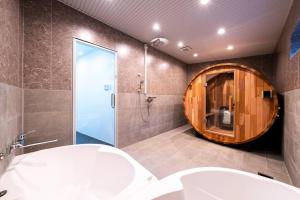 サウナのある暮らし 乾燥機洗濯機 2寝室ベッド5台 天下茶屋駅徒歩6分