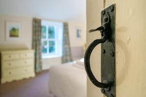 7 Low Glenridding - with private parking