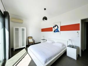 Villas Villa Eden pour 8 personnes climatisee avec piscine chauffee et vue mer a La Londe-les-Maures : photos des chambres