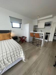 Studio Gorriti Nueve, SÚPER COOL