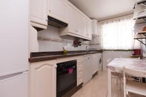 Beach central apartament with pool