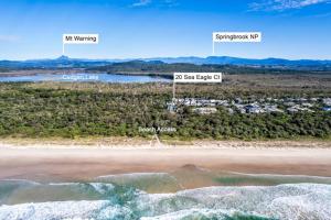 Gone Coastal Family Getaway with Pool in Casuarina