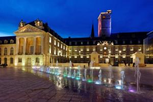 Le Petit Monge Ultra centre Place Emile Zola