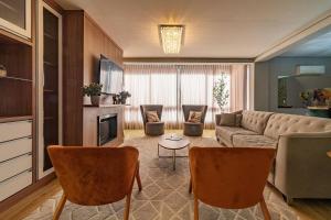 Duplex 300m R. Coberta, 4 Dorm, 3 Suíte, Hidro