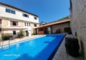 Casa com piscina e lazer em SBC SP - ساو برناندو دو كامبو