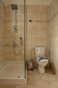 Olive Grove Maisonettes and Apts