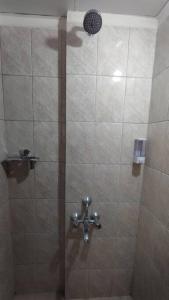 Complete flat with bed room, living and kitchen