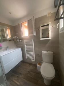 Maisons de vacances Maison mer piscine Cargese a 1 heure d-Ajaccio : photos des chambres