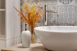 Minnesota Apartment by Mamo Florence