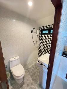 Peaceful garden Luna House