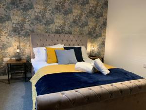 Bright 1 bed Apartment with Parking