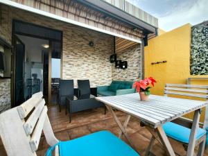 Marina Infinity View