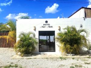 Mayan Majesty Boutique Hotel